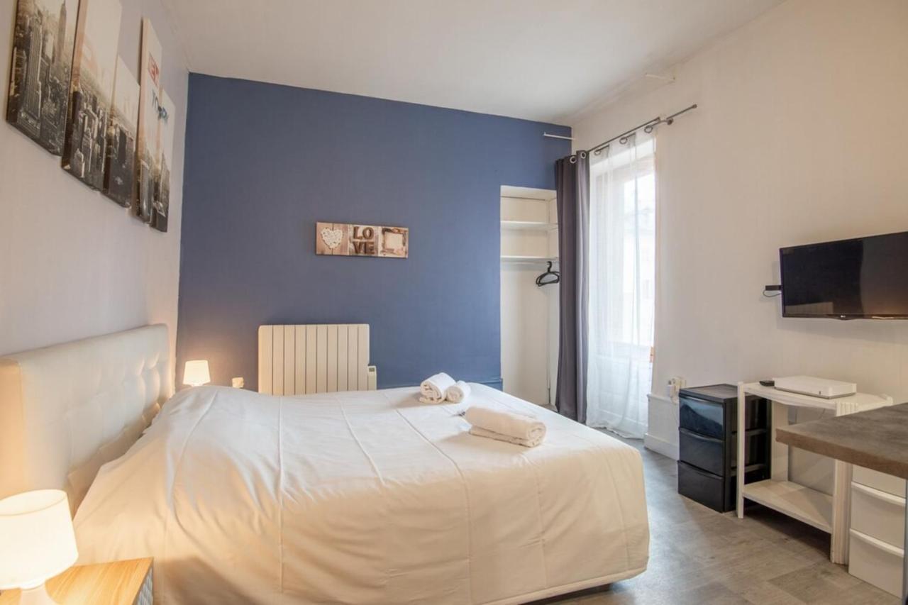 Studio For 2 Located In The City Center Apartment Annecy Luaran gambar