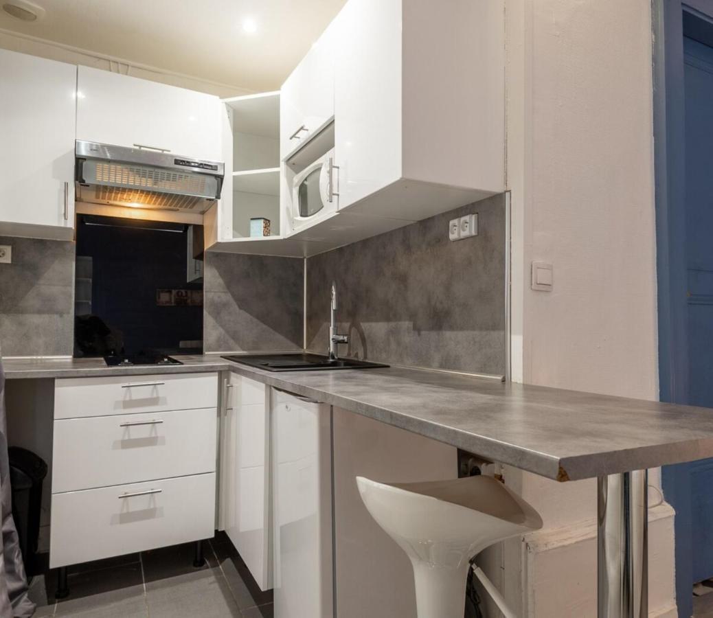 Studio For 2 Located In The City Center Apartment Annecy Luaran gambar