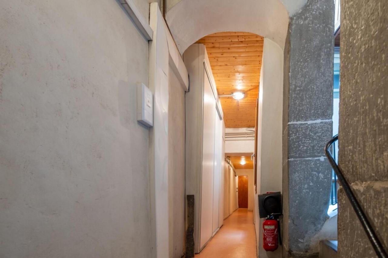 Studio For 2 Located In The City Center Apartment Annecy Luaran gambar