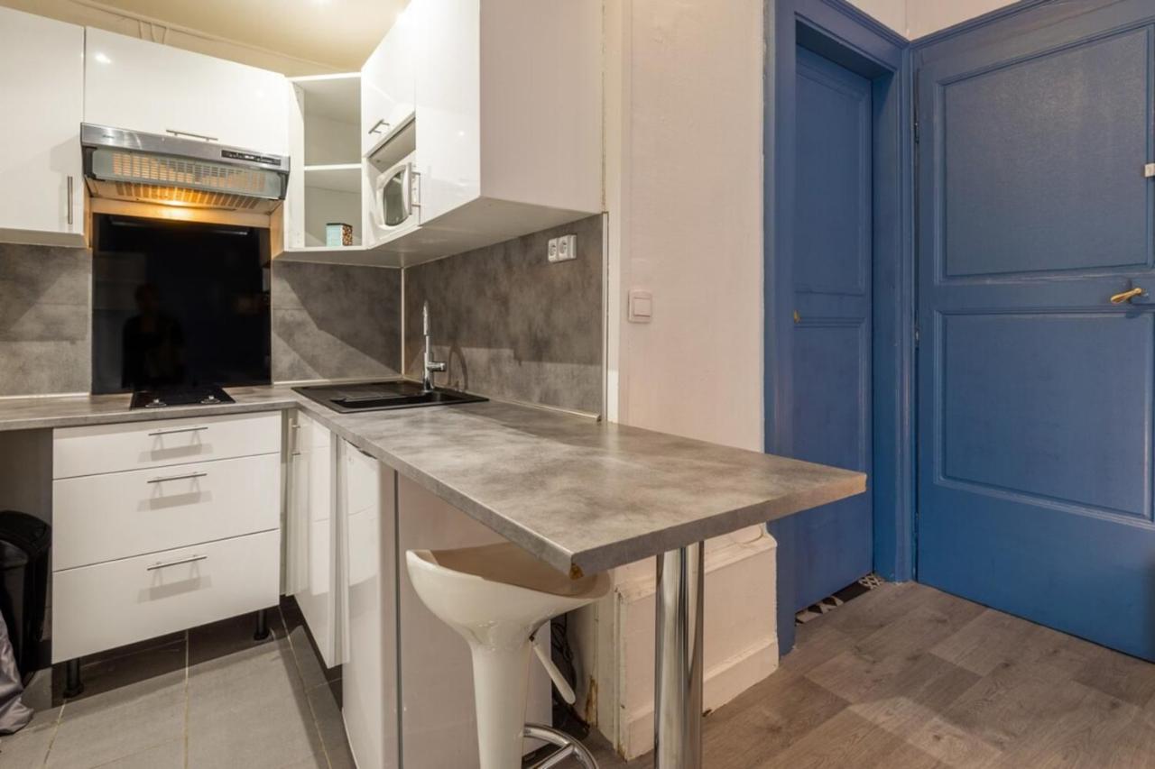 Studio For 2 Located In The City Center Apartment Annecy Luaran gambar